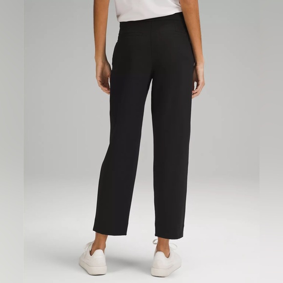 NWT Lululemon Tapered-Leg Mid-Rise 7/8 Pant *Luxstreme - Picture 2 of 5